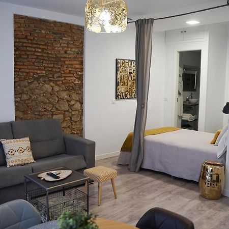 Apartamentos Suites Cariatide Plasencia Εξωτερικό φωτογραφία