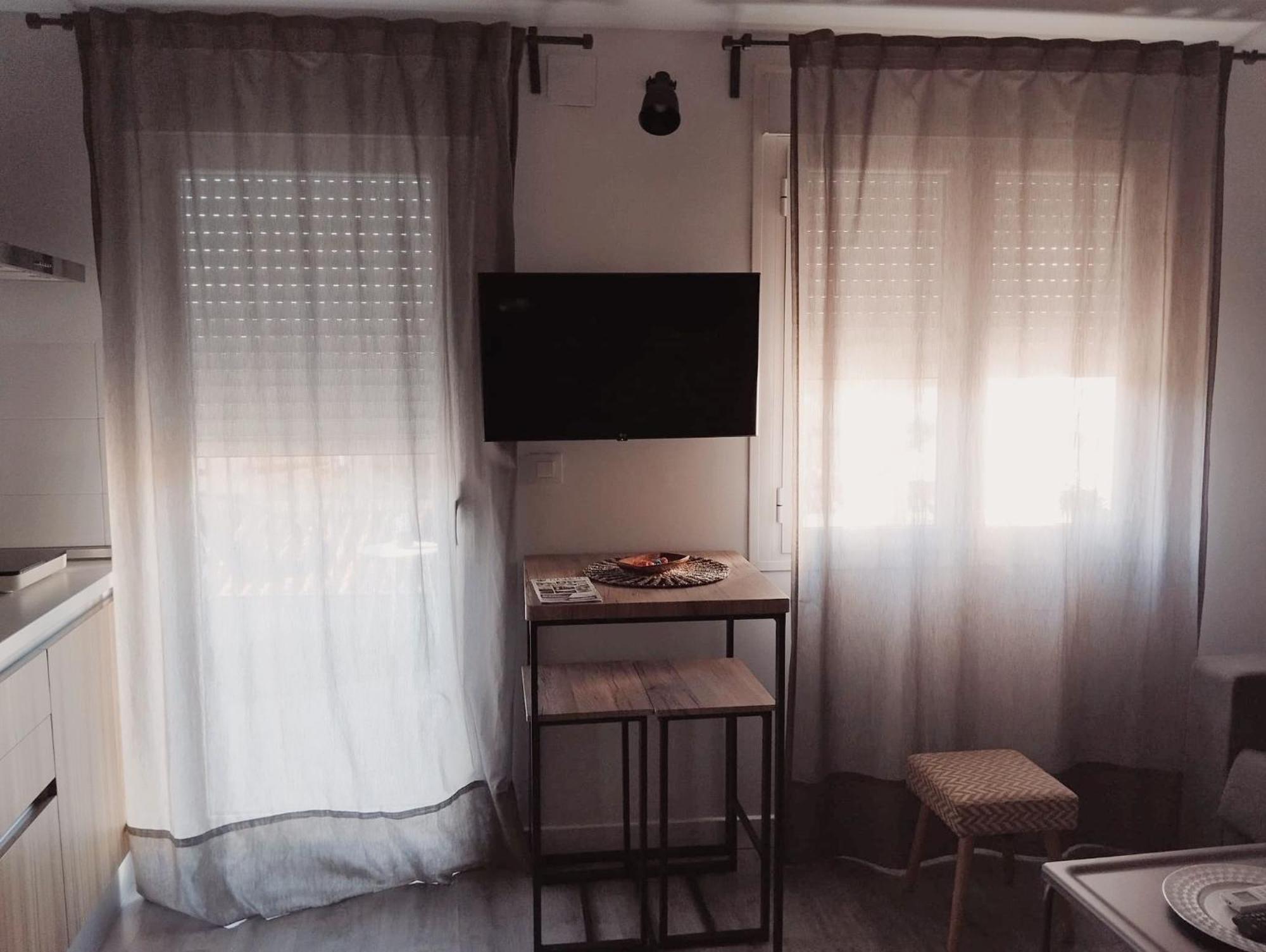 Apartamentos Suites Cariatide Plasencia Εξωτερικό φωτογραφία