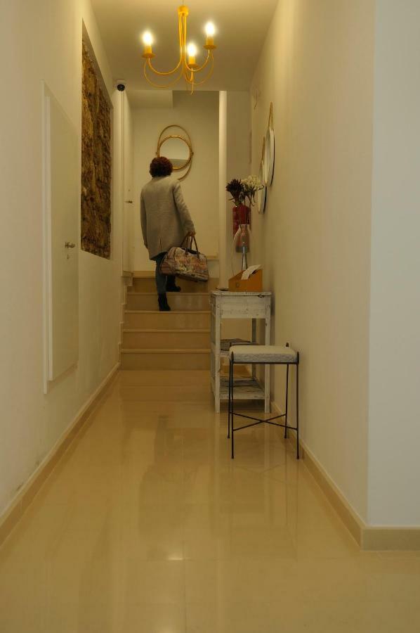 Apartamentos Suites Cariatide Plasencia Εξωτερικό φωτογραφία
